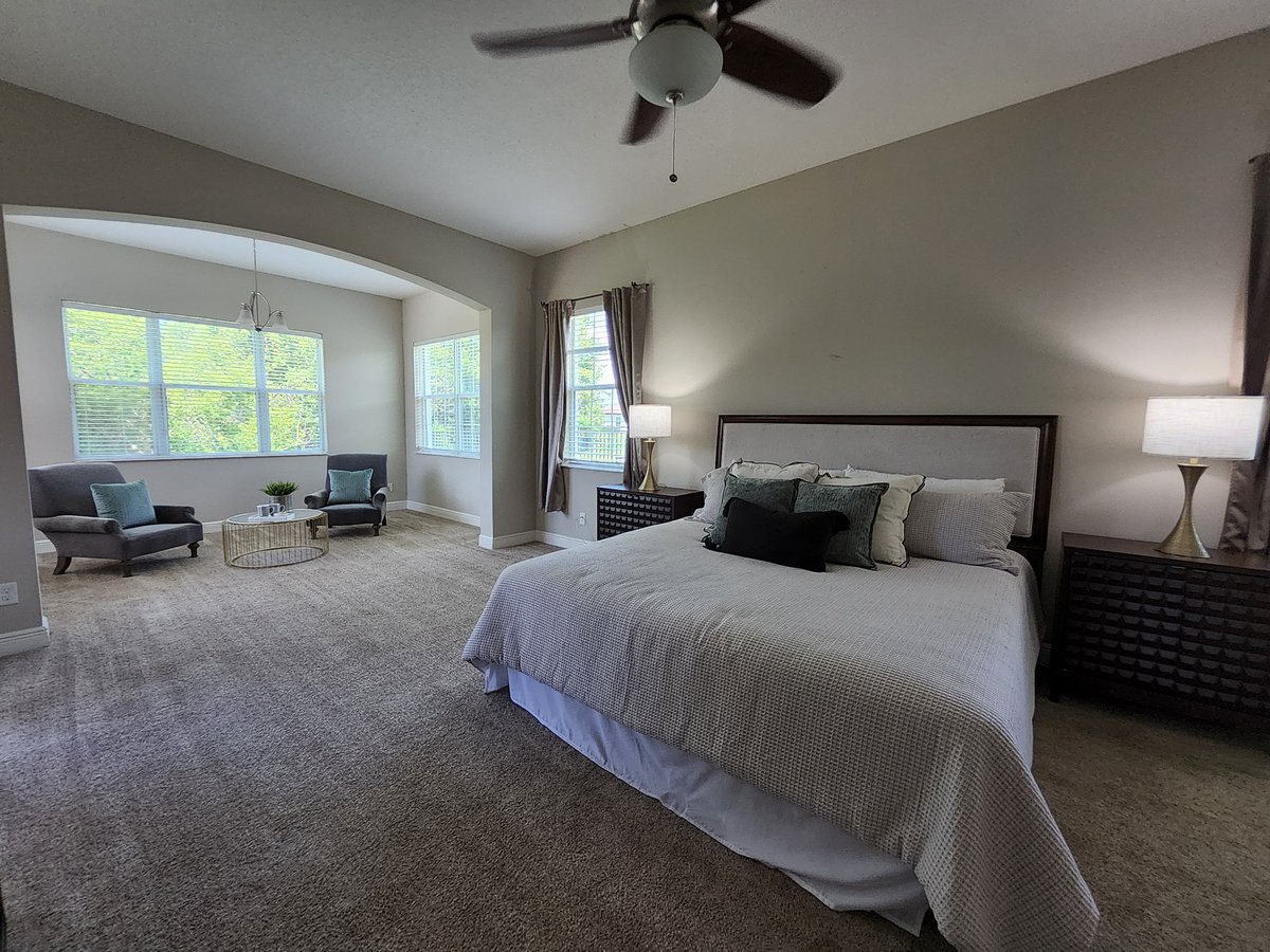 Land O Lakes Estate Interior View 8